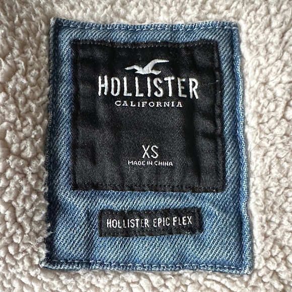 Hollister Epic Flex Oversized Sherpa Lined Denim Trucker Jean Jacket XS/S EUC - Picture 6 of 7